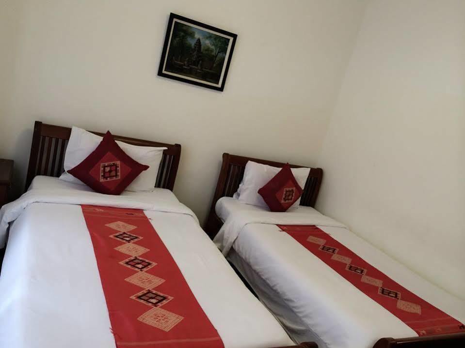 Avilla Phasouk Hotel Vientiane Exterior foto