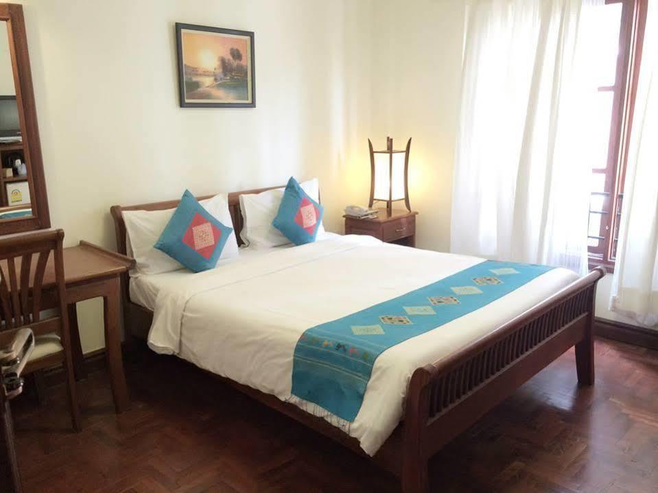 Avilla Phasouk Hotel Vientiane Exterior foto